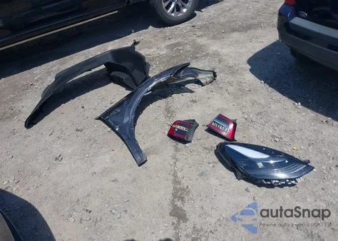 2024 Tesla Model Y Long Range Dual Motor All-Wheel Drive from USA, damaged, VIN 7SAYGAEEXRF092728